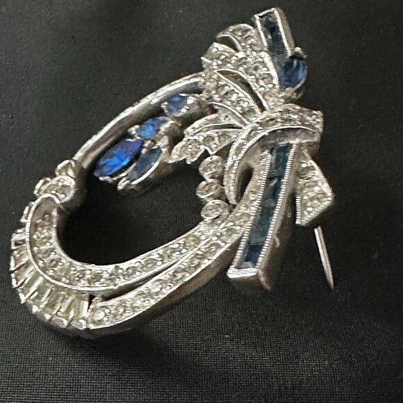 Art Deco Staret Rhodium Plated Floral Spray Sapphire Blue Rhinestone Brooch - Picture 2 of 4